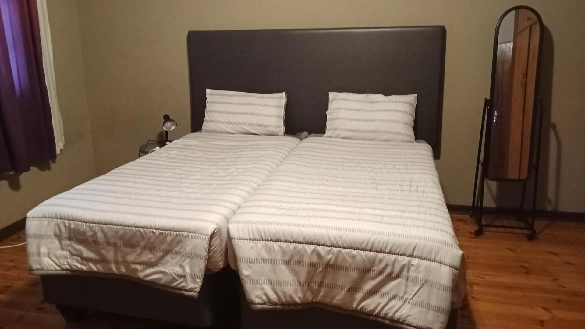 منزل للإقامة شقة Turning Point Haven Rm1 بورت اليزابيث